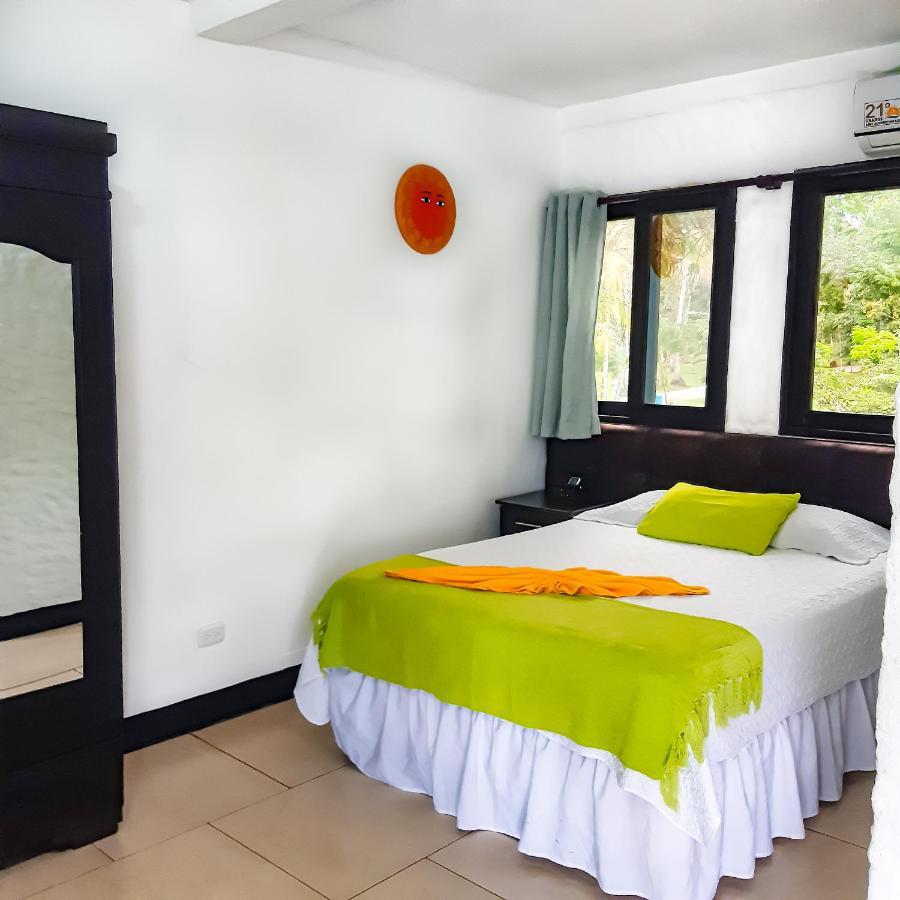 Hotel Mi Paraiso Rio Dulce Castillo de San Felipe 外观 照片