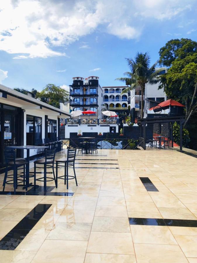 Hotel Mi Paraiso Rio Dulce Castillo de San Felipe 外观 照片
