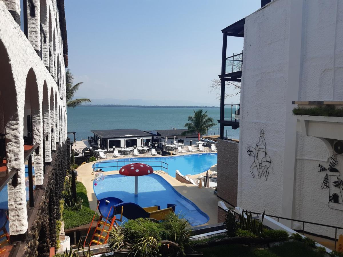 Hotel Mi Paraiso Rio Dulce Castillo de San Felipe 外观 照片