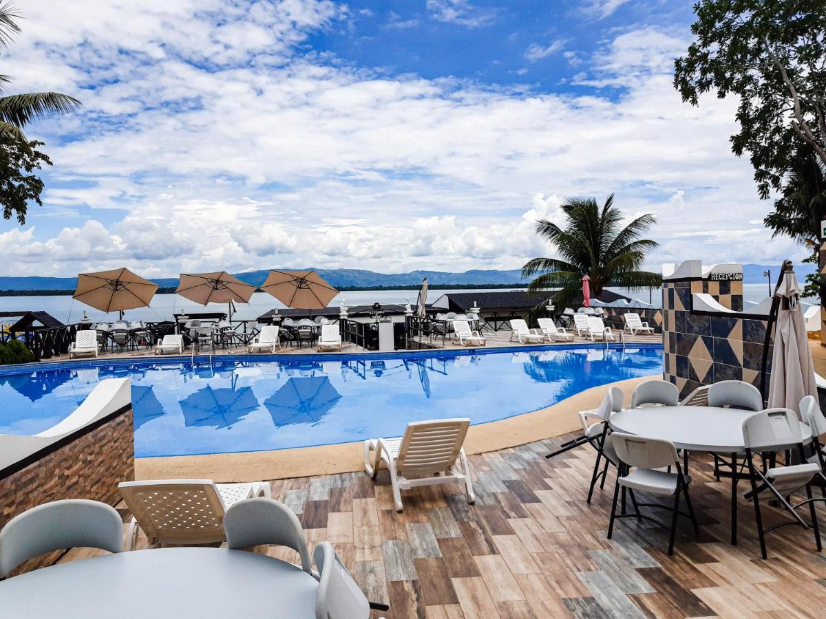 Hotel Mi Paraiso Rio Dulce Castillo de San Felipe 外观 照片