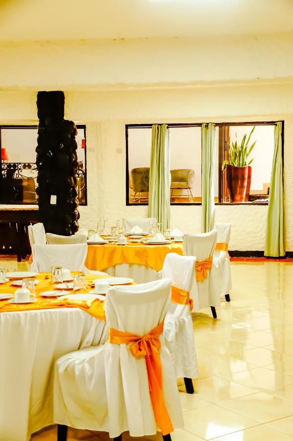 Hotel Mi Paraiso Rio Dulce Castillo de San Felipe 外观 照片
