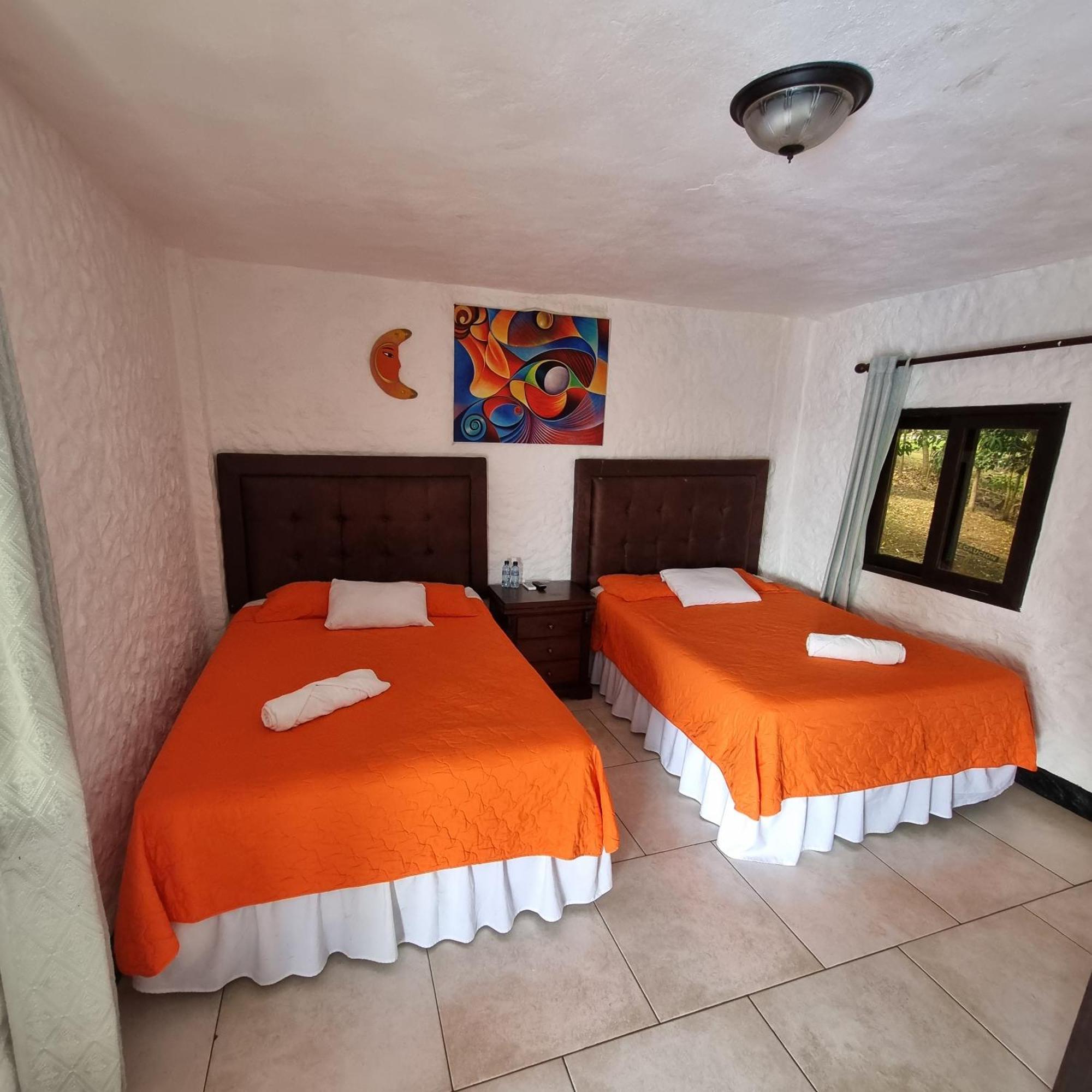 Hotel Mi Paraiso Rio Dulce Castillo de San Felipe 外观 照片